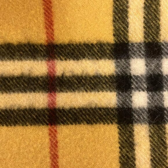 Auth Burberry's - Dark yellow Multi Cashmere Scarf - Picture 3 of 5